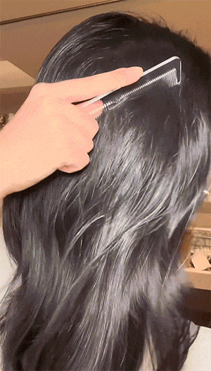 好？10分钟轻松养成女明星「绸缎发」冰球突破平台洗完头自然风干还是吹干(图2)