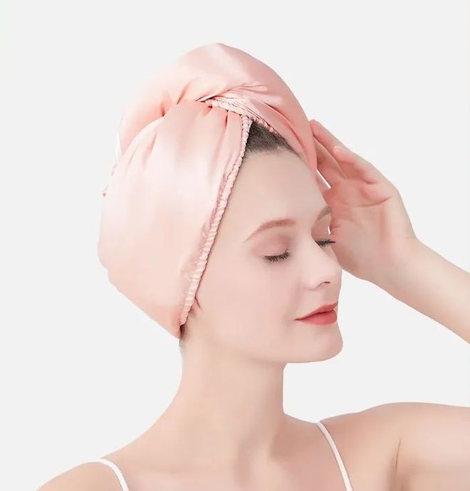 好？10分钟轻松养成女明星「绸缎发」冰球突破平台洗完头自然风干还是吹干(图18)